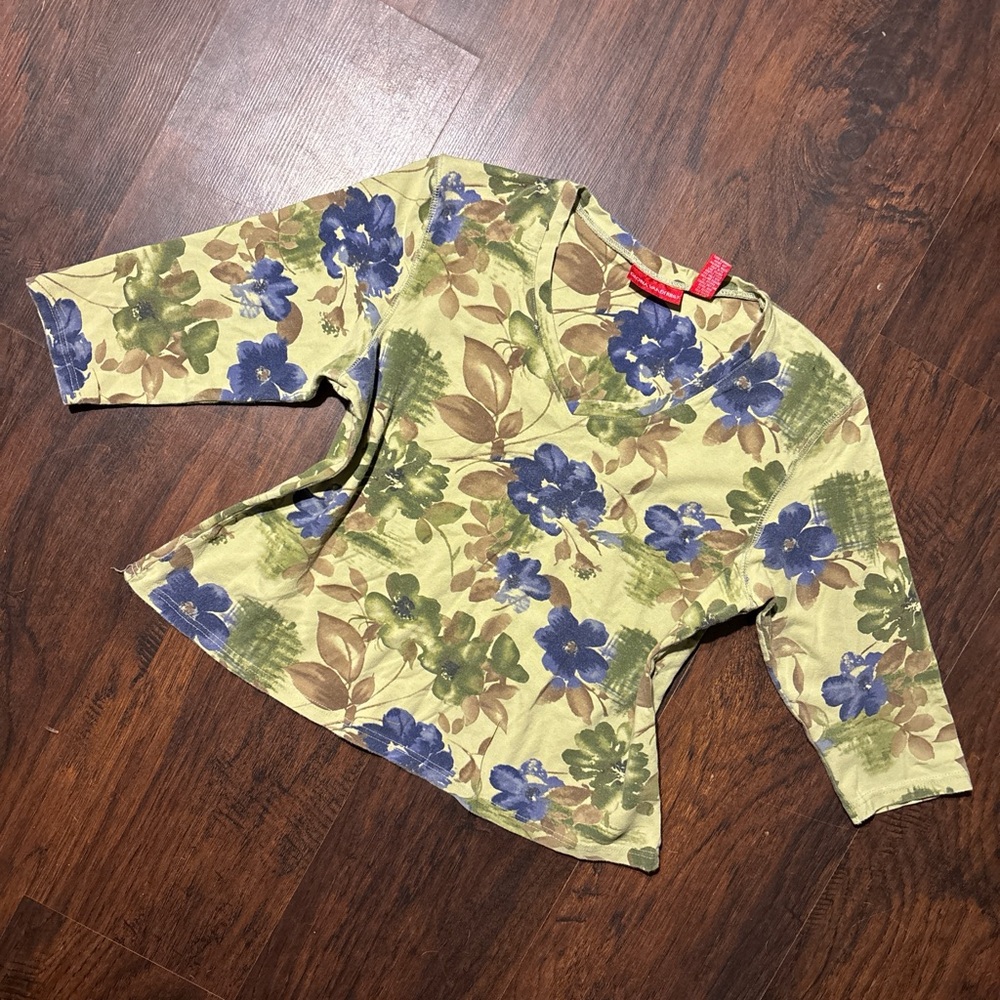 Y2K Floral Print 3/4 Sleeve Top size XL 90s coffee house vibes
